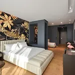 Flamingo Hotel