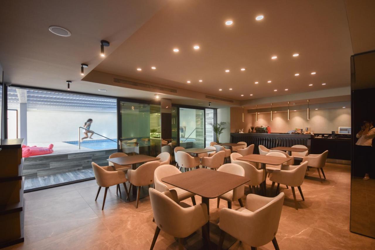 Flamingo 4* Radhimë